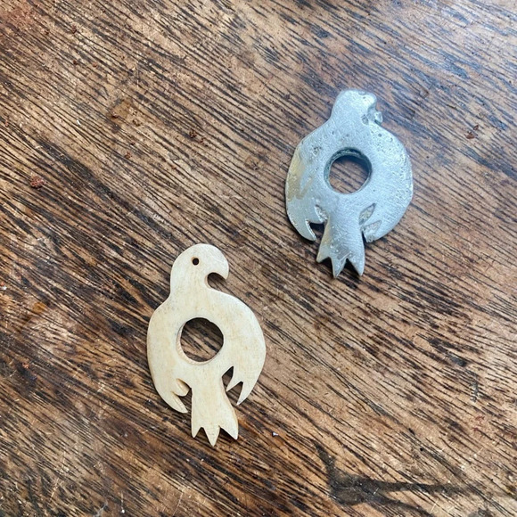 Turquoise and sterling sand casted eagle cuff bracelet - Picture 10 of 16